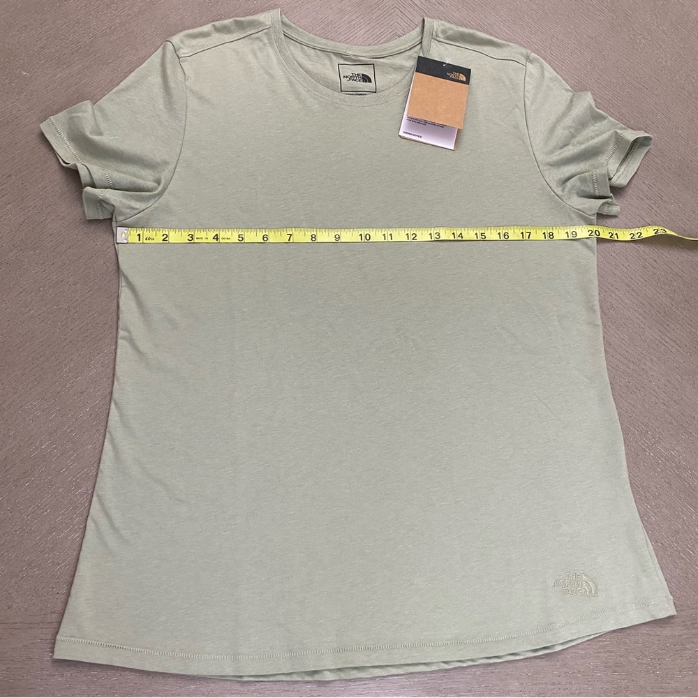 NWT The North Face Women’s Tea Green W Terrain SS Large Short Sleeve Tee - Picture 3 of 16